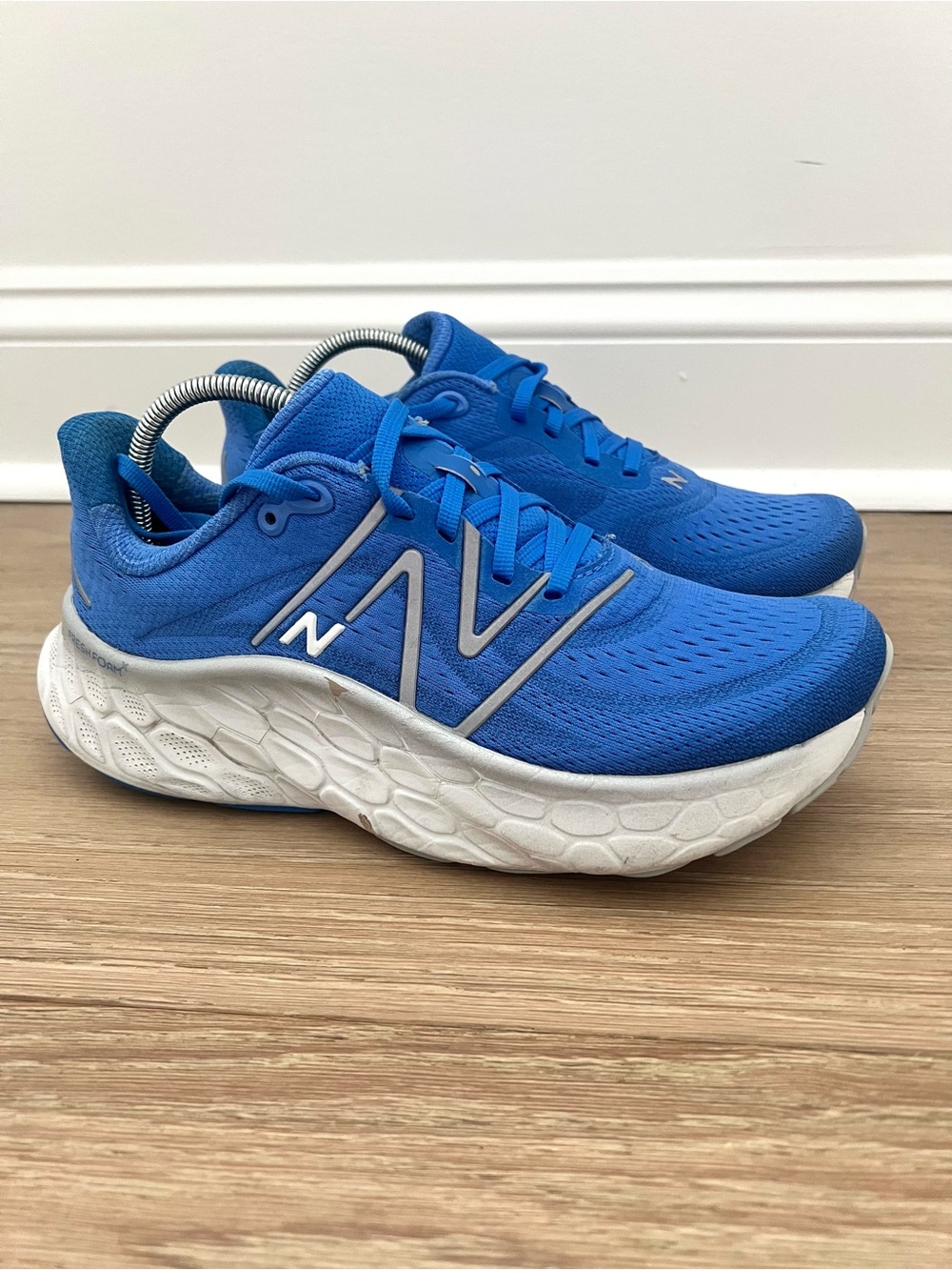 New Balance Fresh Foam X More v4 Women's Size 8.5 Running Shoes Blue